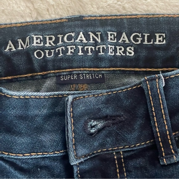 American Eagle Midi Size 0 Womens Jean Shorts Super Stretch Cutoff Dark Wash - Picture 3 of 8